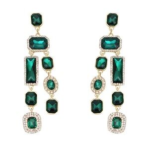 New! Emerald Chandelier Crystal Earrings (3008) NWT